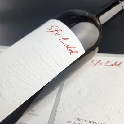 Custom Vinyl Sticker Stamping dan Embossing Label Botol Anggur 3D