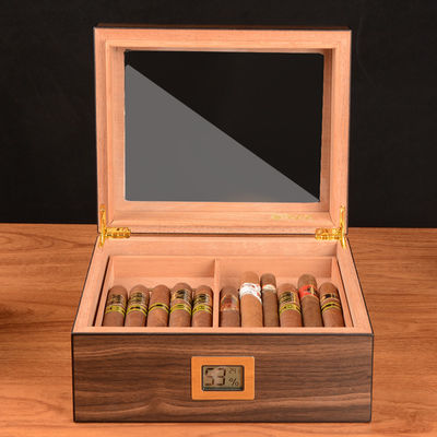 Beli Custom Handmade Cigar Label Printing Glass Top Holds 25 Cigar Spanyol Cedar Humidor online manufacture