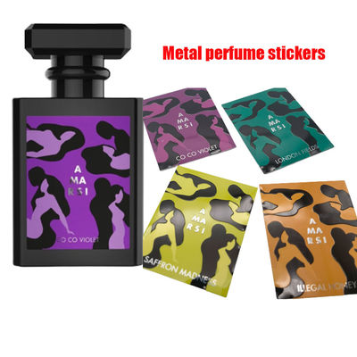 Harga yang bagus Cold Stamping Perfume Metal Sticker Custom Silver Badge Roll Paper Printing Packaging Botol Gold Foil 3D Emboss Label on line