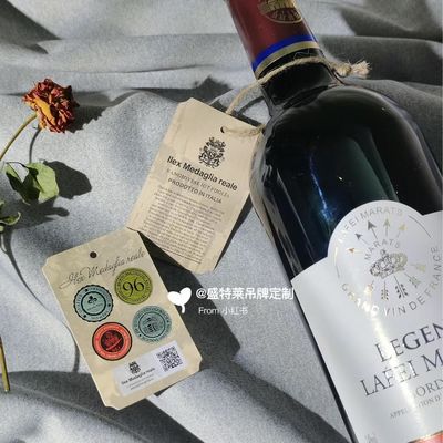 Harga yang bagus Hot Selling Paper Hang Tags Harga Promosi Tingkat Tinggi Populer Paper Hang Tags untuk Garment on line